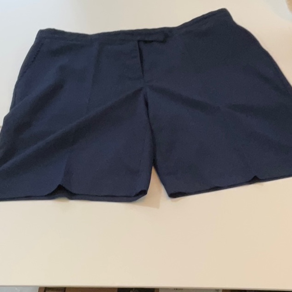 CORAL BAY GOLF SHORTS SIZE 16